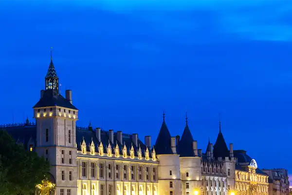 The night in Paris, Change bridge and Conciergerie, Paris. France